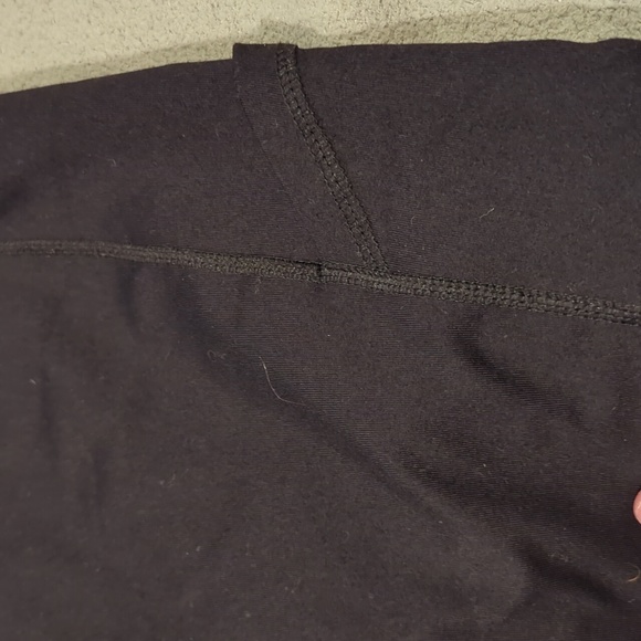 Torrid Performance work out capris with pockets - Picture 5 of 6